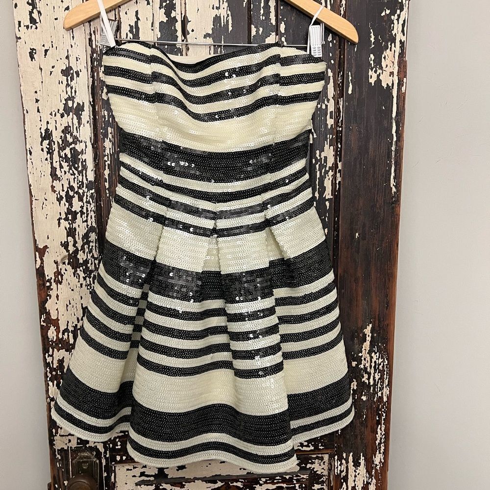 bebe Black and Cream Strapless Dress